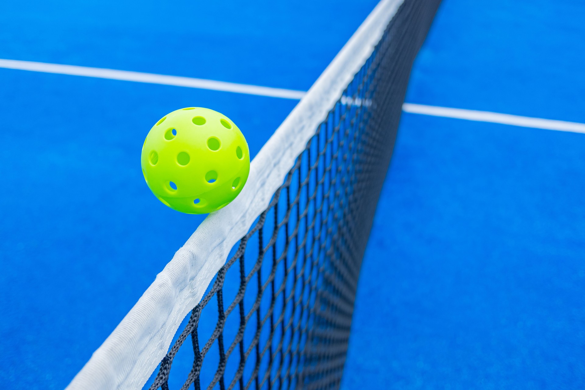 👉 Nội dung: Các buổi học nhập môn tập trung vào kỹ năng cơ bản và hiểu luật chơi Pickleball.  ✔️ Cú đánh cơ bản ✔️ Luật chơi ✔️ Di chuyển chân đúng kỹ thuật